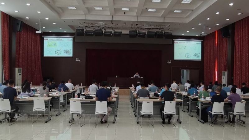 餐饮培训与职业技校：选择哪条路更合适？**